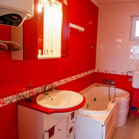 Apartament Complex Maria Apartment-next To Beach, Please Festival