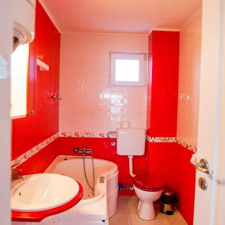 Apartament Complex Maria Apartment-next To Beach, Please Festival