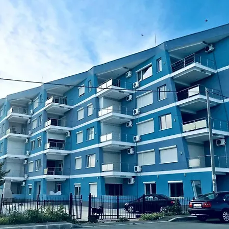 Complex Maria Apartment-next To Beach, Please Festival